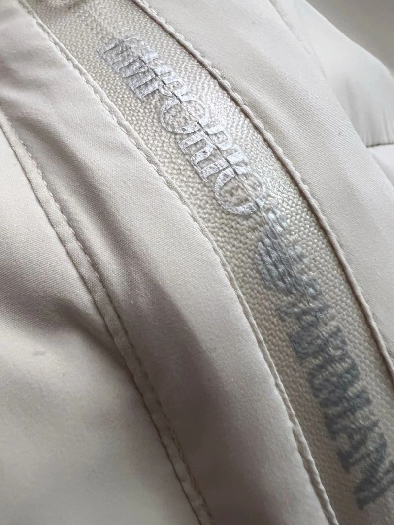 Armani Outwear Effortless 96150