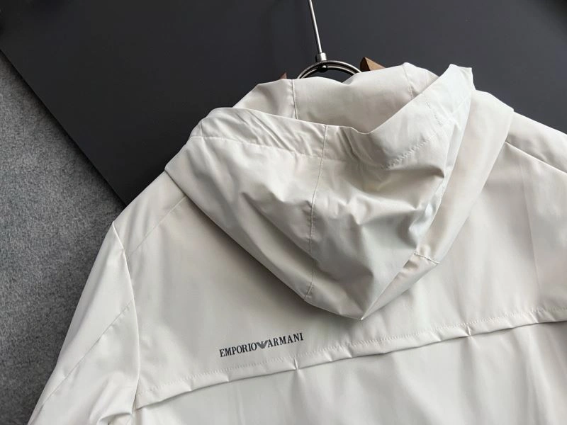 Armani Outwear Effortless 96150