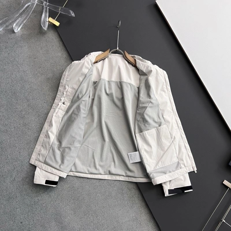 Armani Outwear Effortless 96150