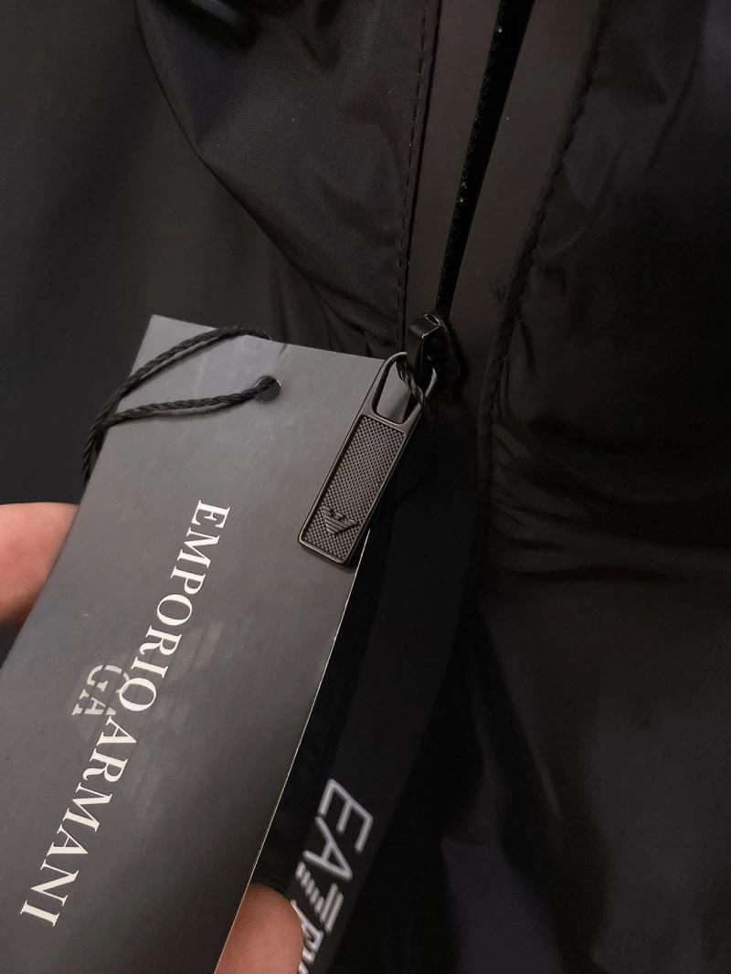 Durable Armani Outwear 96136