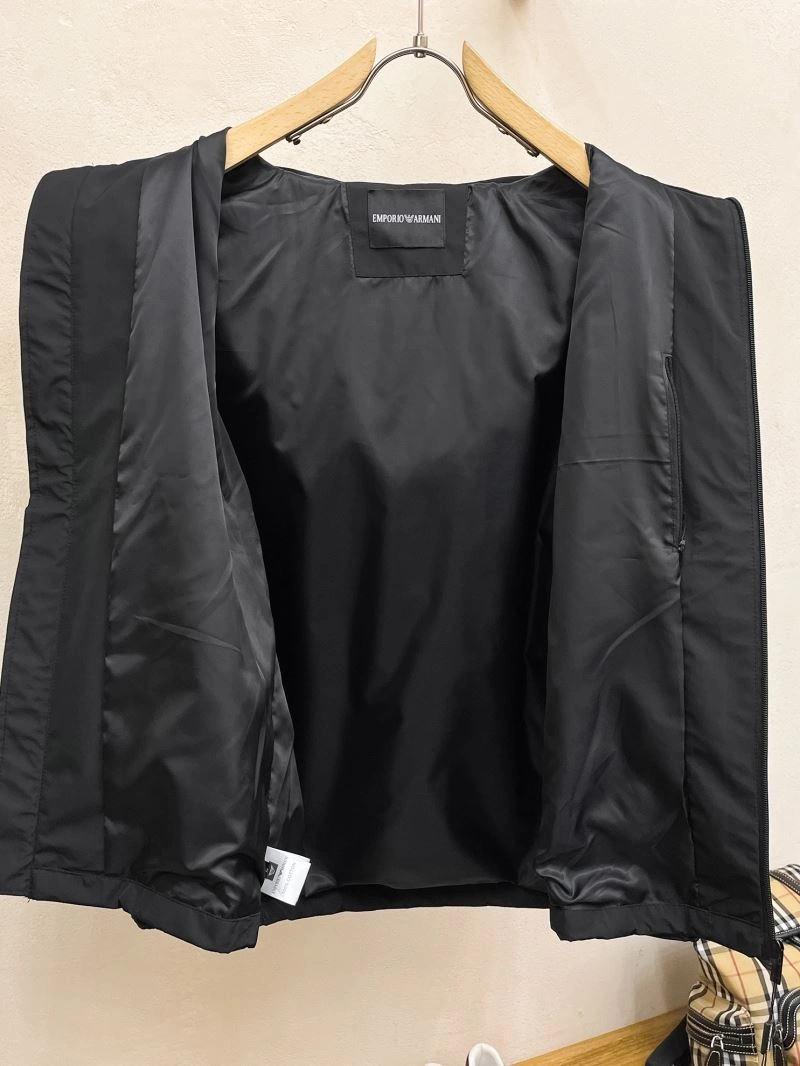 Versatile Armani Outwear 96172