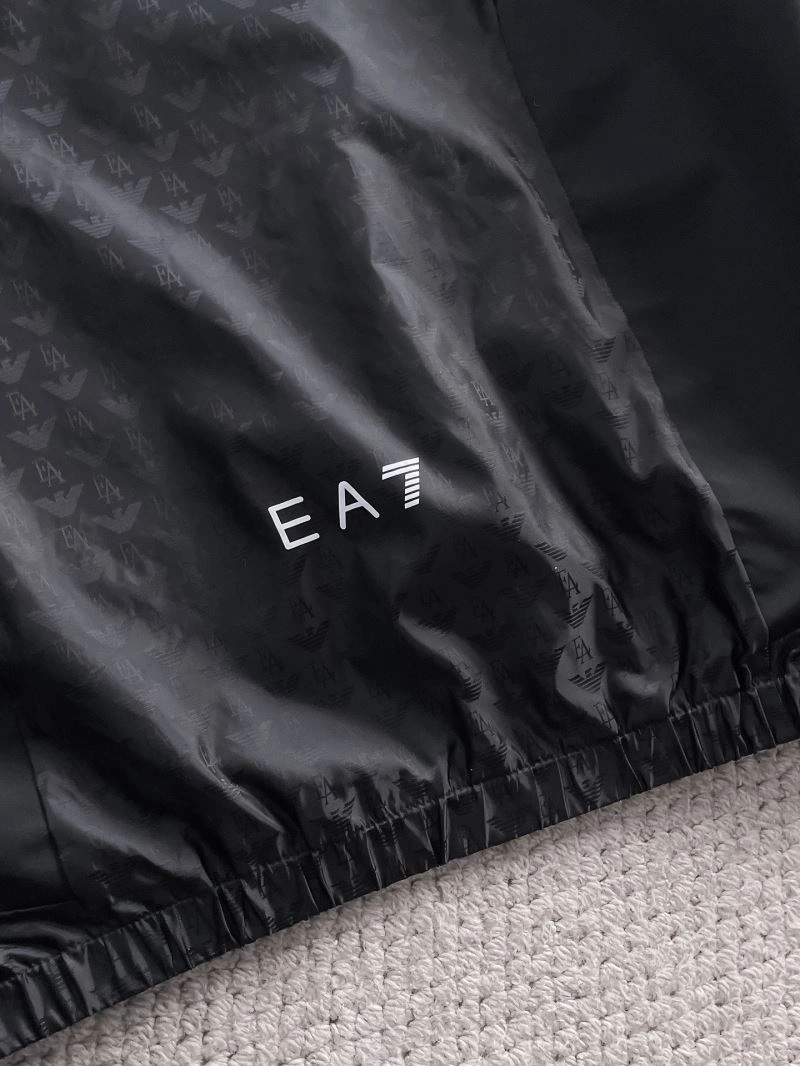 Efficient Armani Outwear 96165