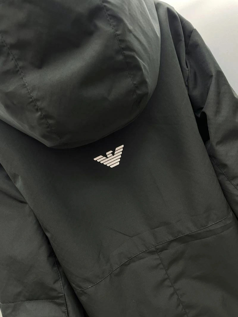 Efficient Armani Outwear 96108