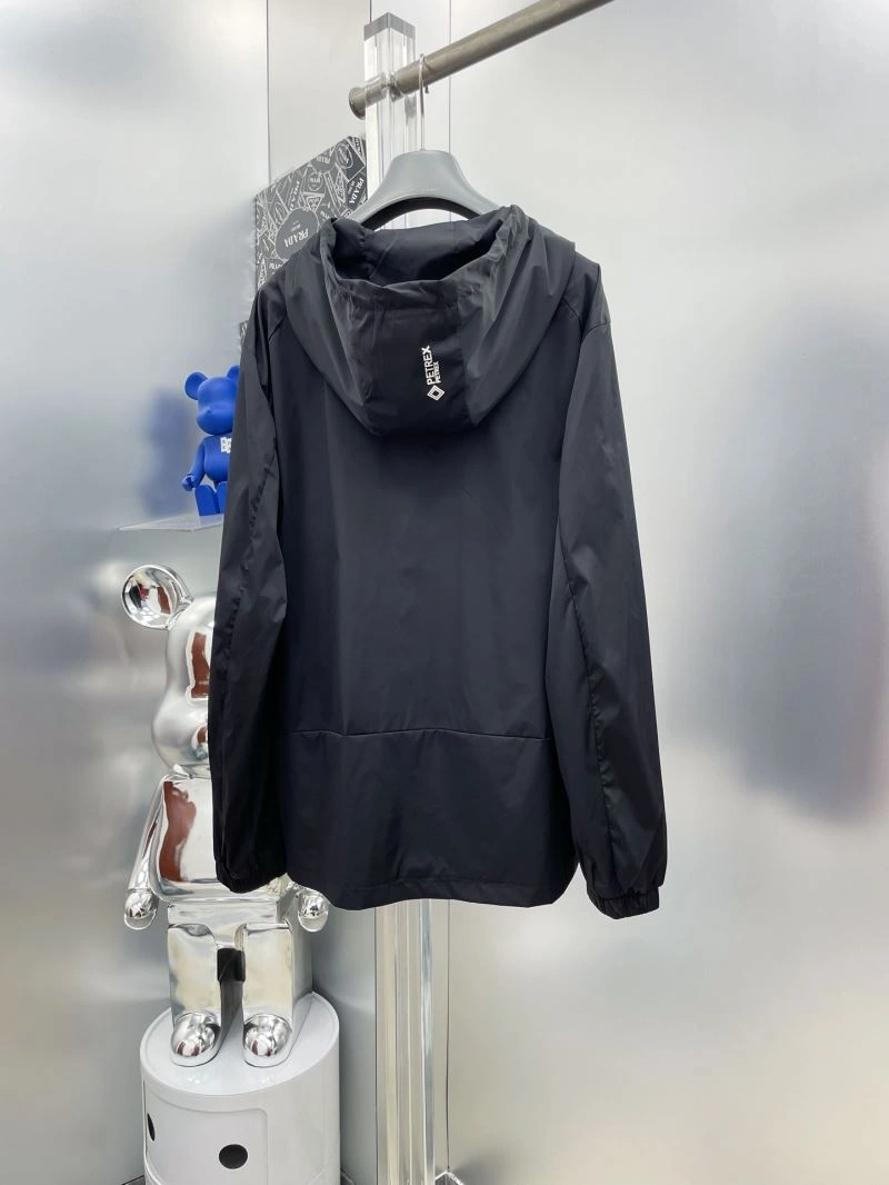Sophisticated Armani Outwear 96109
