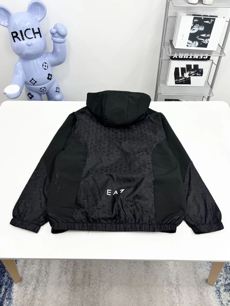 EyeCatching Armani Outwear 95989