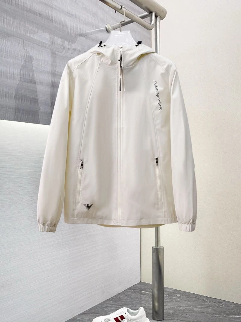 Durable Armani Outwear 95966