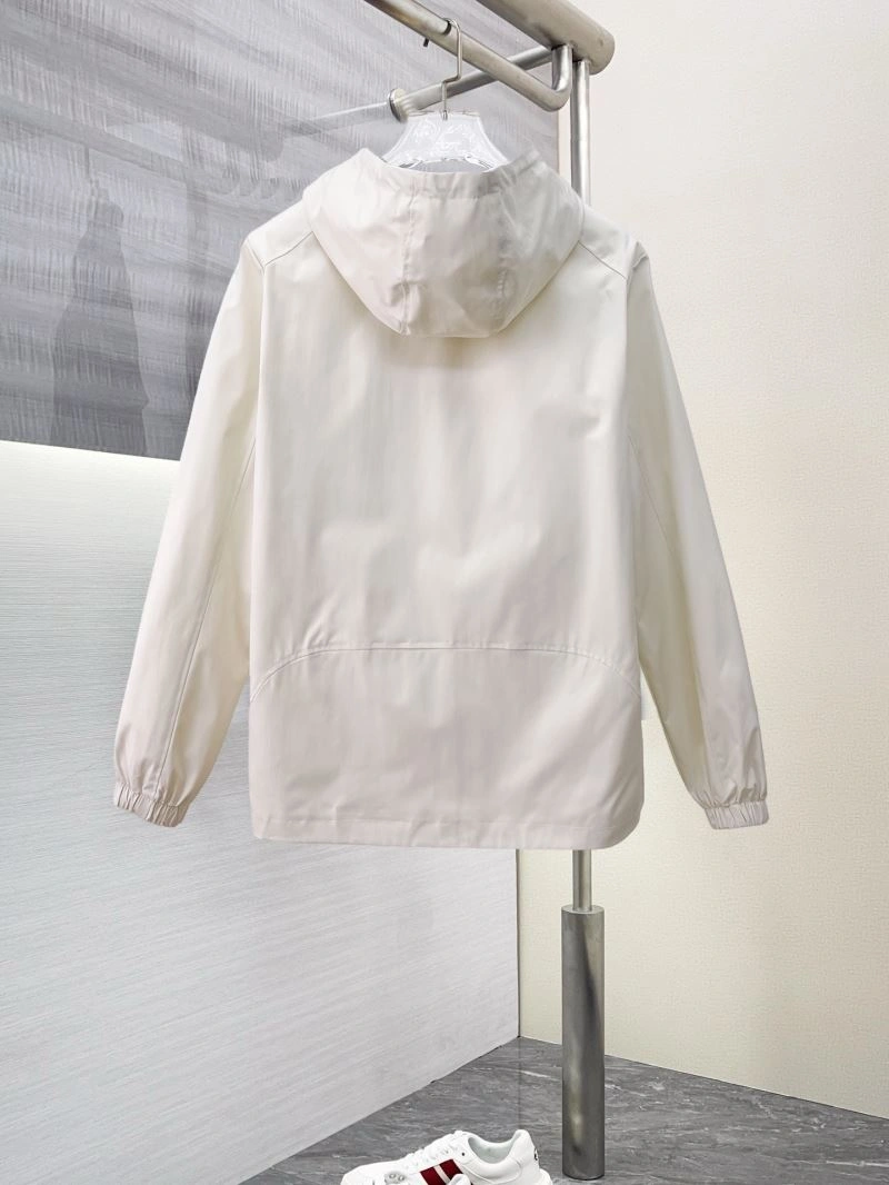 Durable Armani Outwear 95966