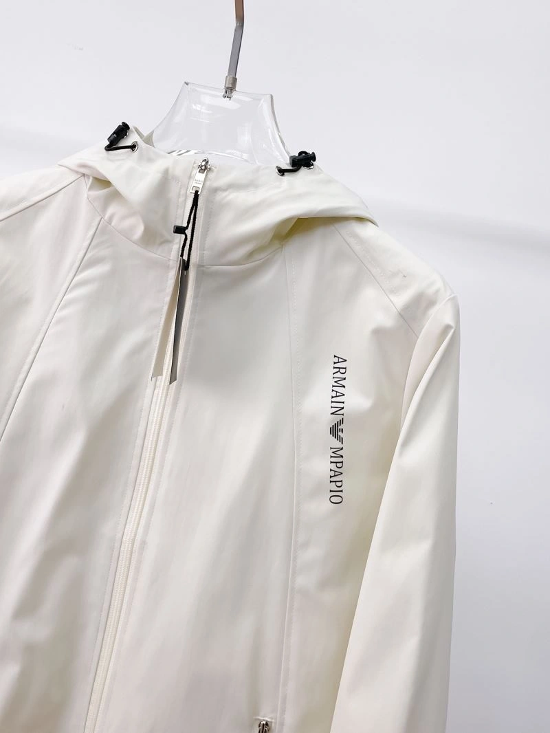 Durable Armani Outwear 95966