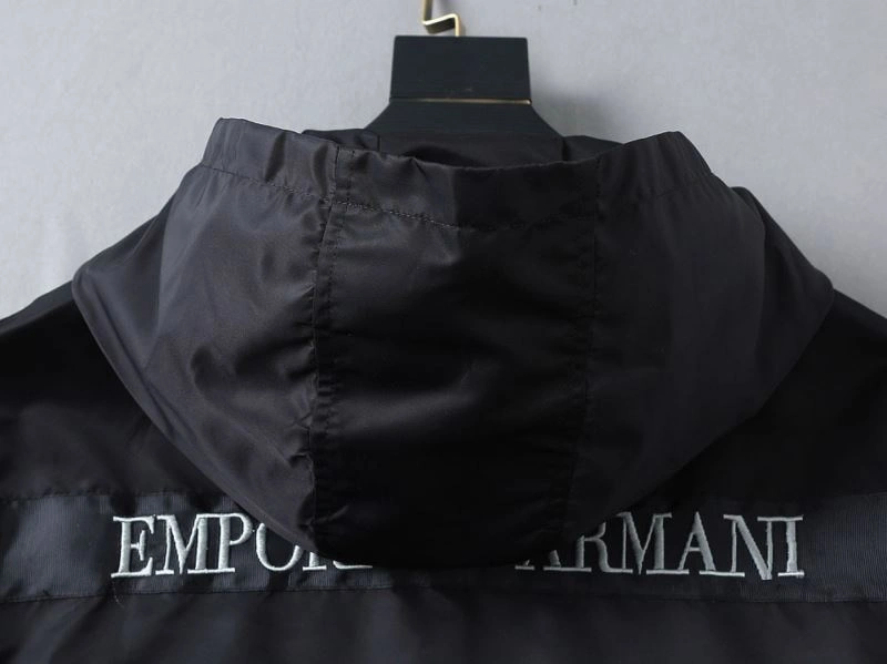 Breathable Armani Outwear 95960