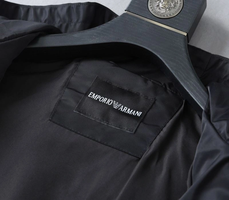 Breathable Armani Outwear 95960