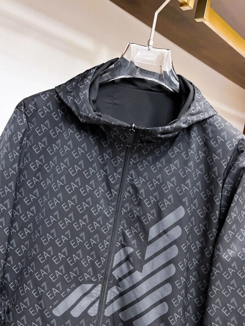 Comfortable Armani Outwear 95647