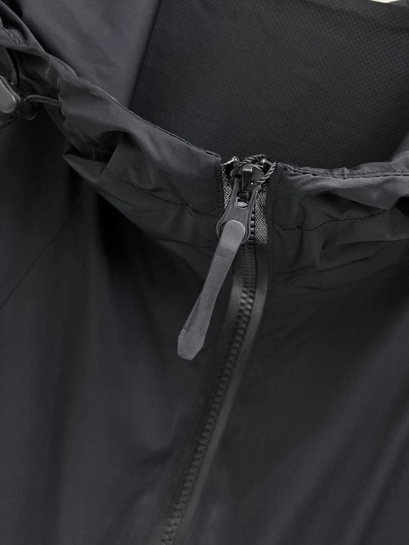 Armani Outwear Breathable 95629