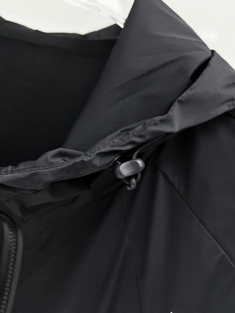 Armani Outwear Breathable 95629