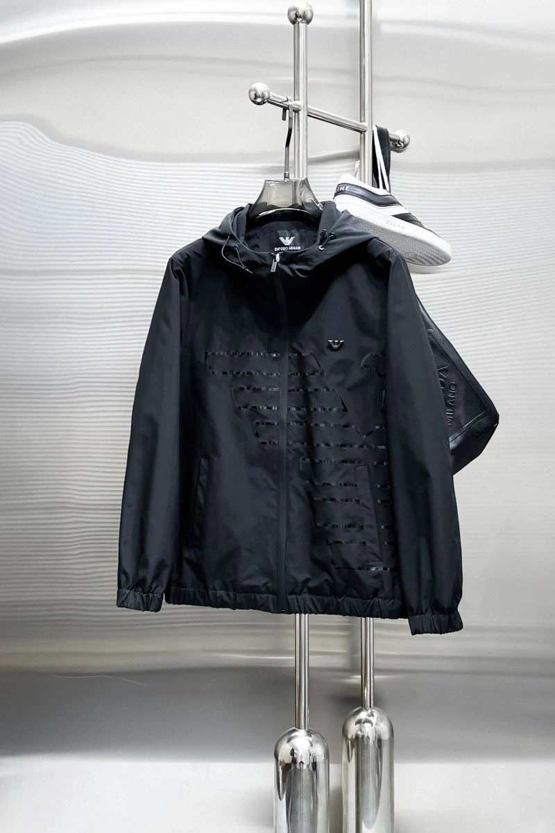 Snug Armani Outwear 95533