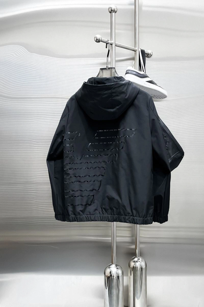 Snug Armani Outwear 95533