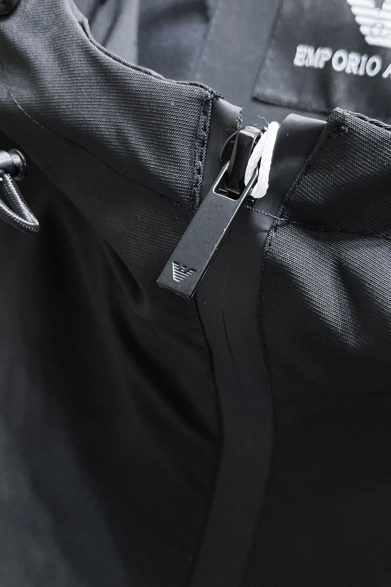 Snug Armani Outwear 95533