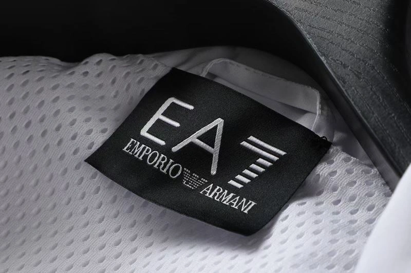 Armani Outwear ZipUp 95529