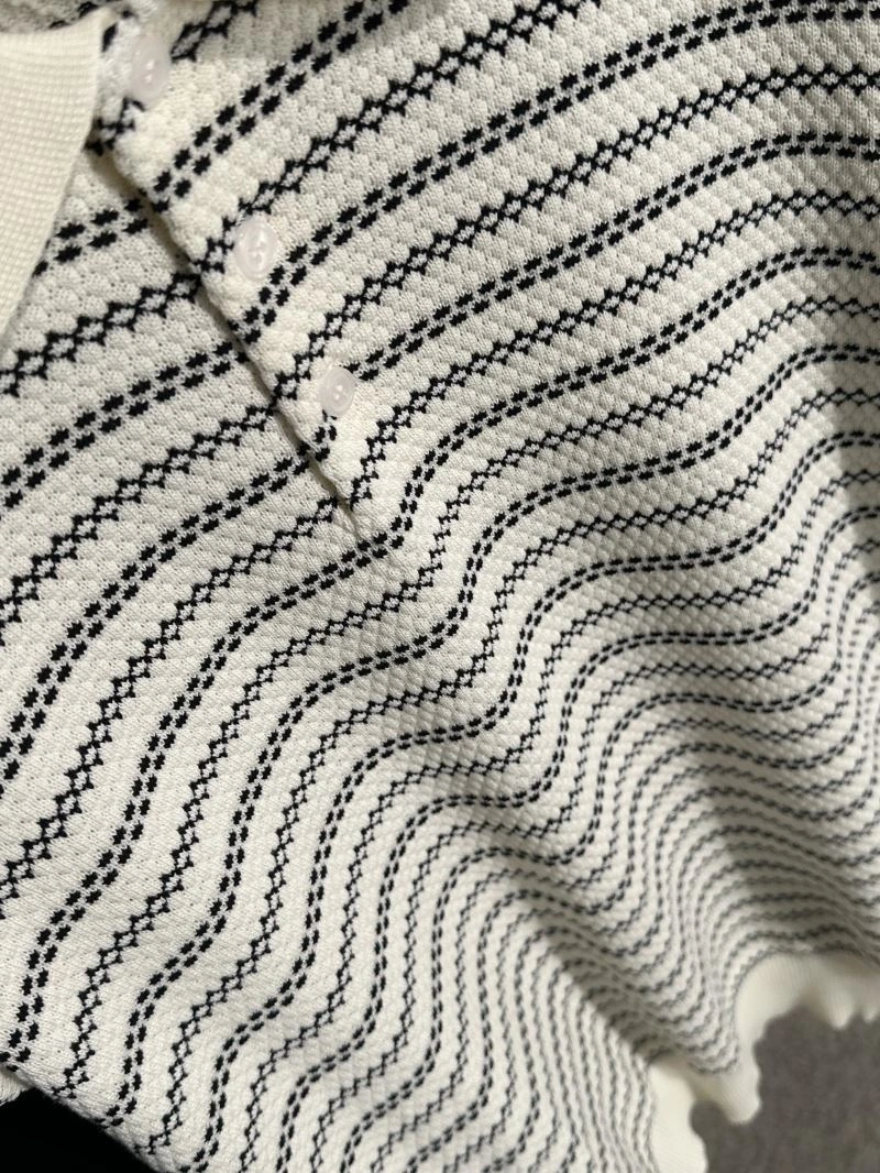 Snug Armani T-Shirts 96189