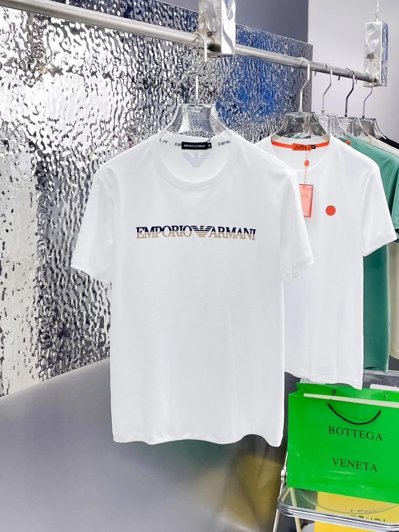 Contemporary Armani T-Shirts 96131