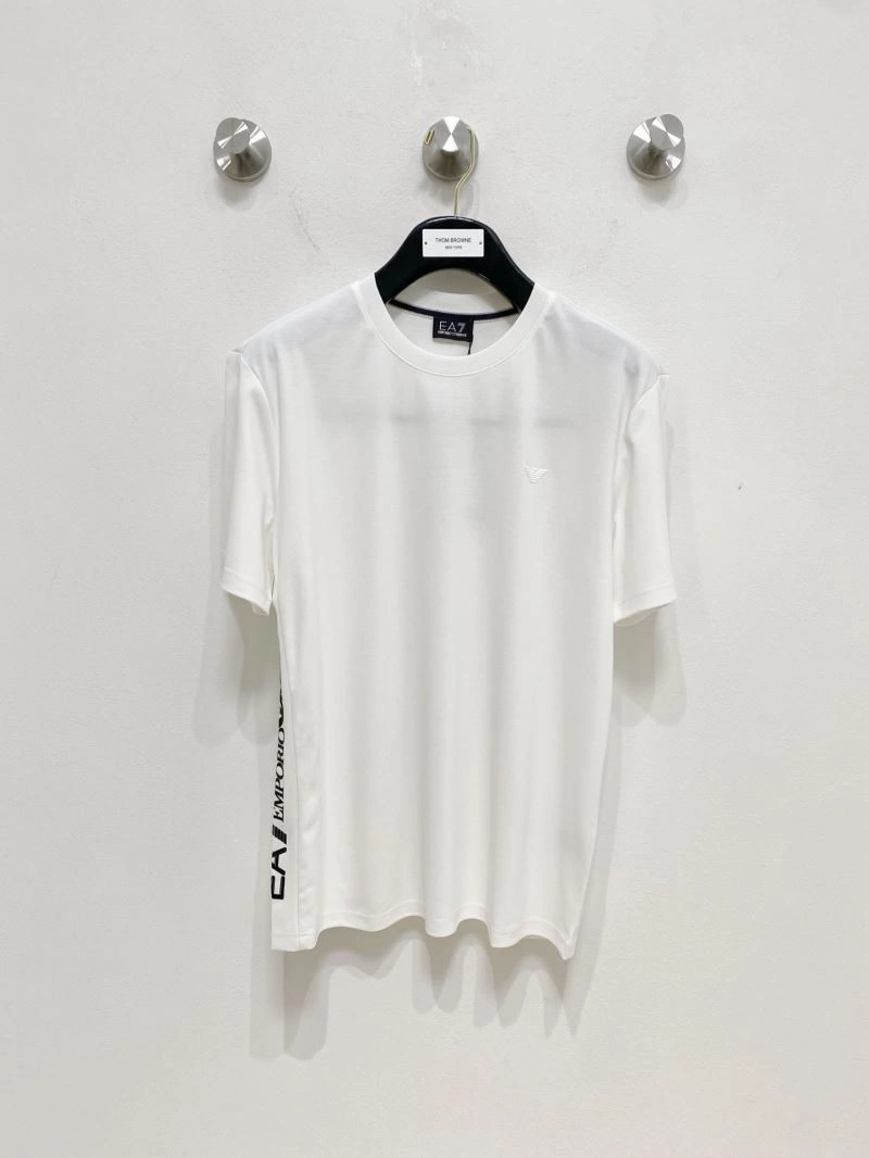 Armani T-Shirts Youthful 96121
