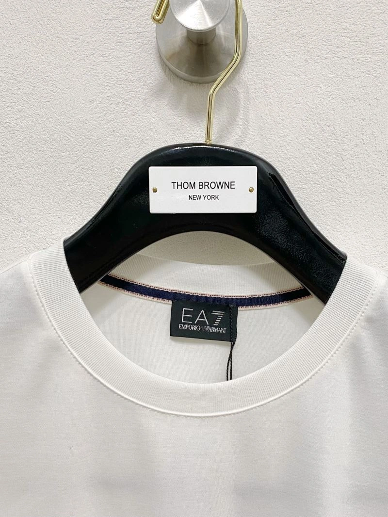 Armani T-Shirts Youthful 96121