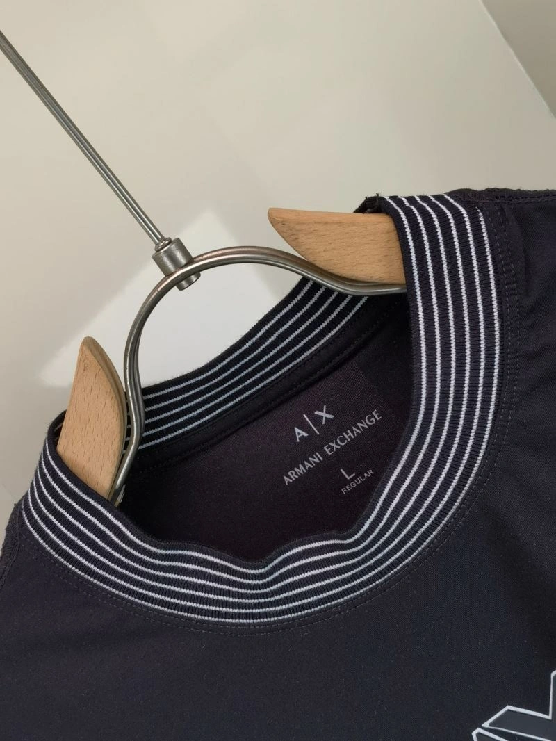 Armani T-Shirts Unisex 96130
