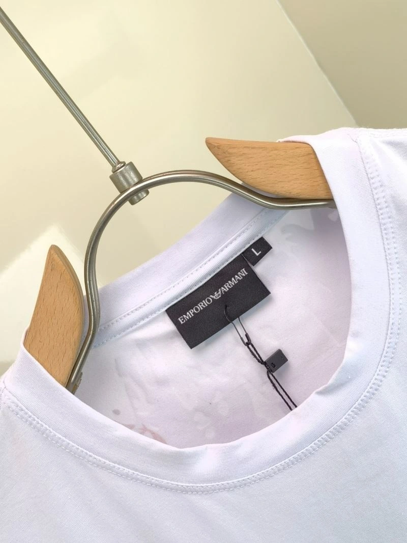 Elegant Armani T-Shirts 96085