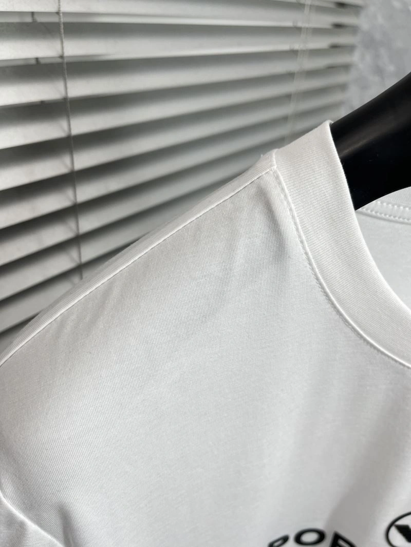 Functional Armani T-Shirts 95818