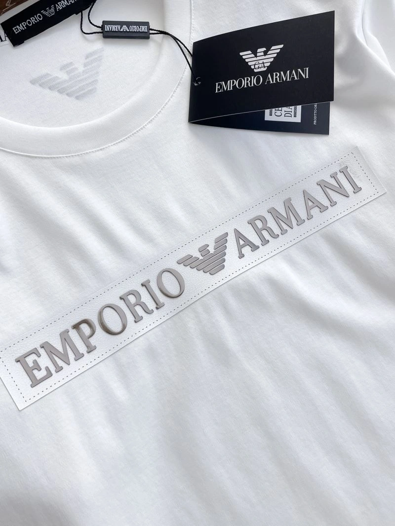 WellDesigned Armani T-Shirts 95679