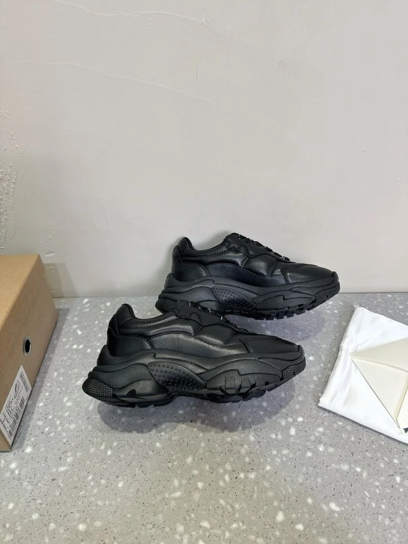WeatherProof Ash Shoes 10529