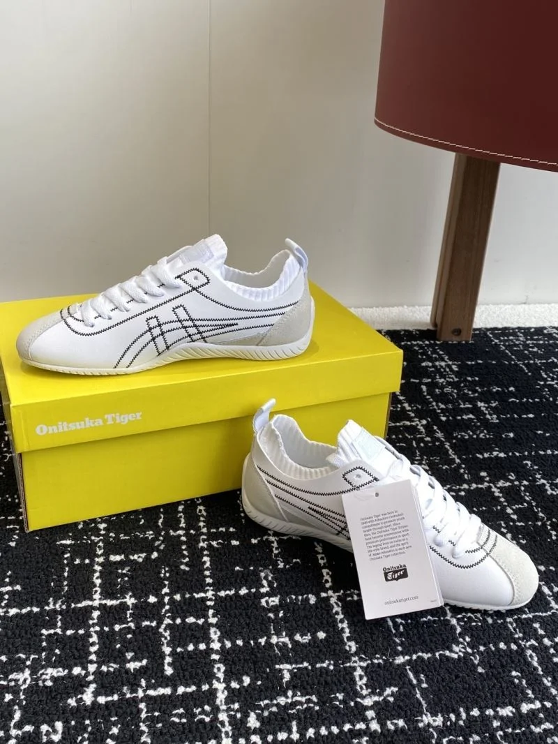 Asics Shoes Stretchable 6894