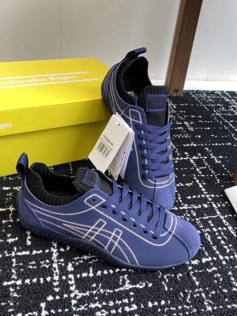 Asics Shoes Youthful 6872
