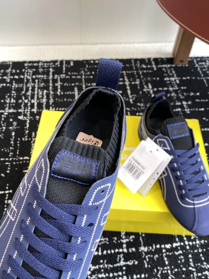 Asics Shoes Youthful 6872
