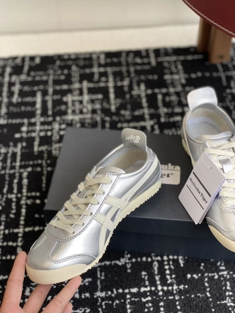 Effortless Asics Shoes 6850