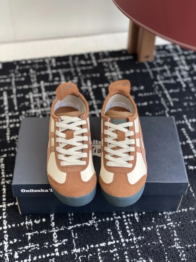 Breathable Asics Shoes 6875