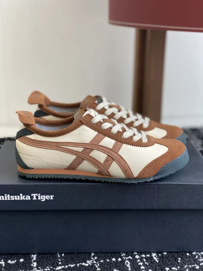 Breathable Asics Shoes 6875