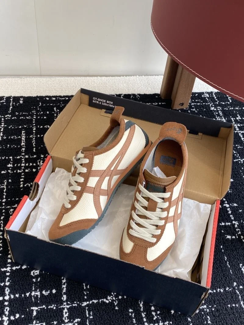 Breathable Asics Shoes 6875