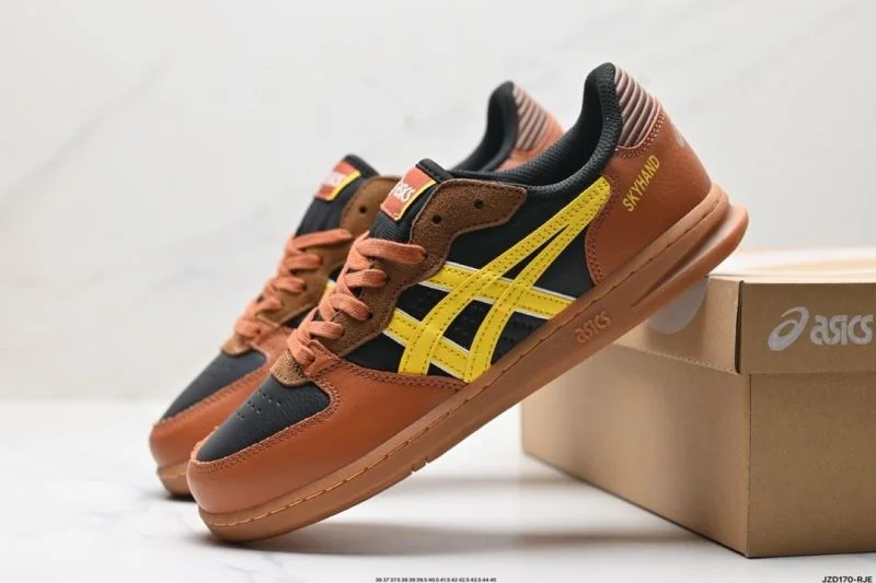 Asics Shoes Stylish 3807