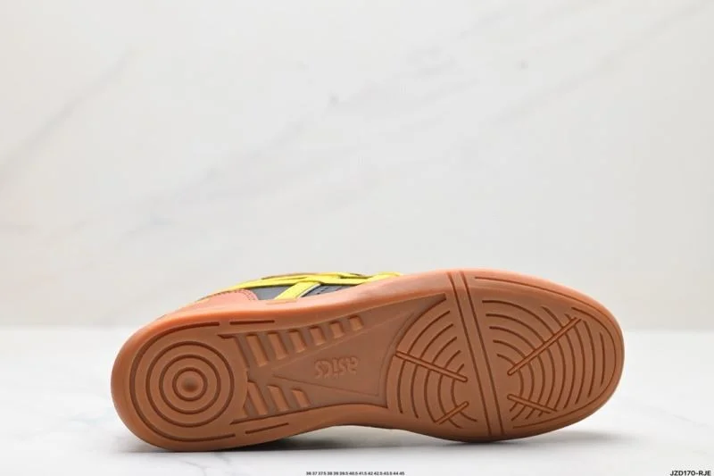 Asics Shoes Stylish 3807