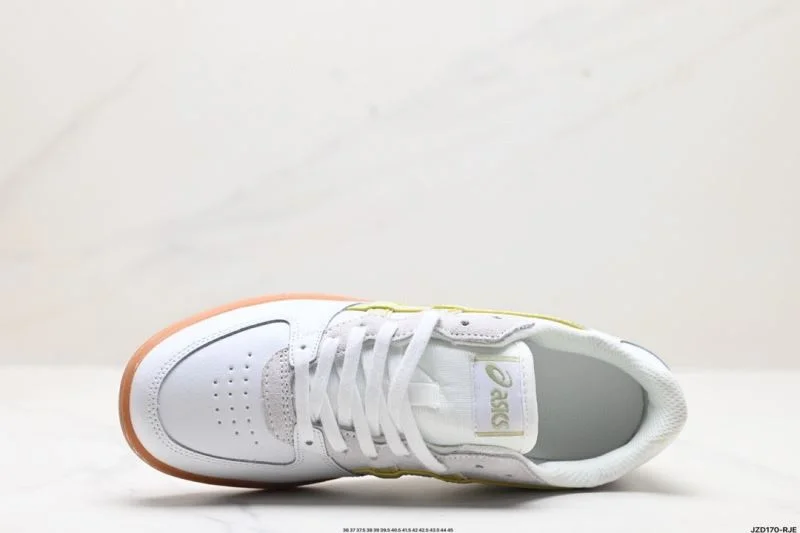 Timeless Asics Shoes 3798