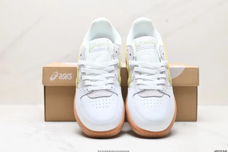 Timeless Asics Shoes 3798