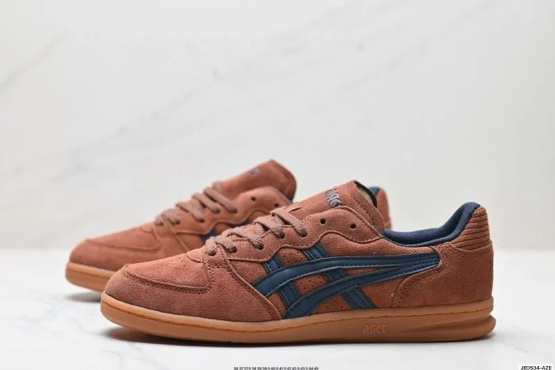 Seasonal Asics Shoes 3793