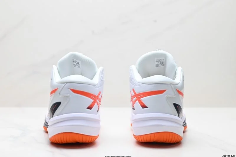 Chic Asics Shoes 3813