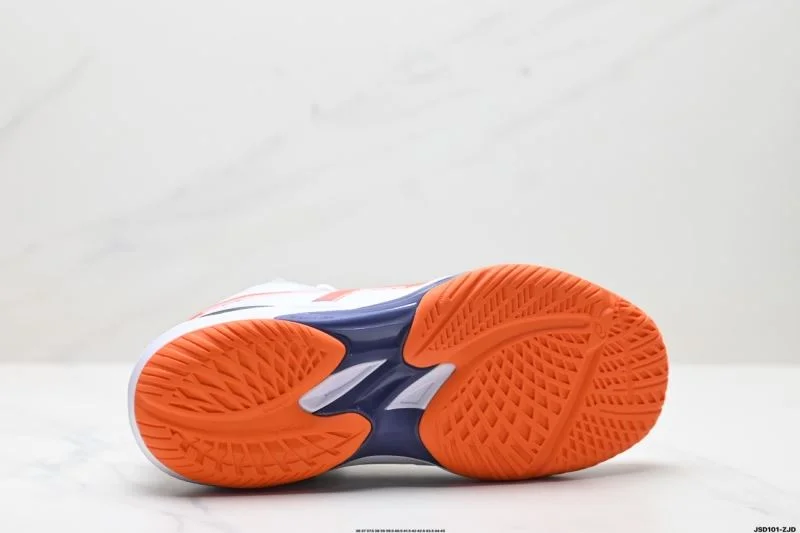 Chic Asics Shoes 3813