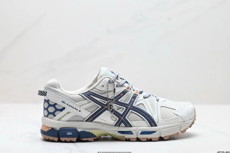 Seasonal Asics Shoes 3800