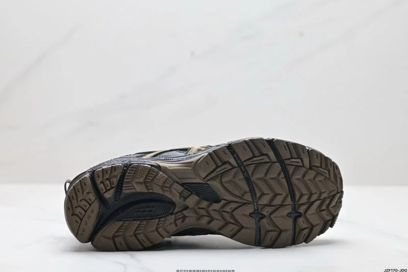 Asics Shoes OdorResistant 3784