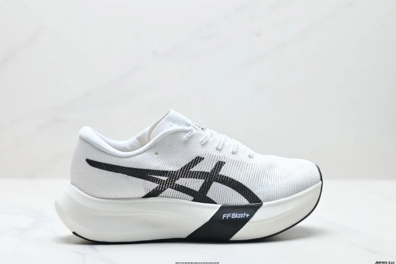 TimelessDesign Asics Shoes 3781