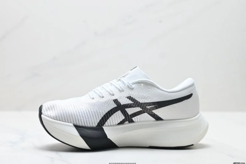 TimelessDesign Asics Shoes 3781