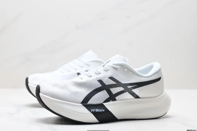 TimelessDesign Asics Shoes 3781