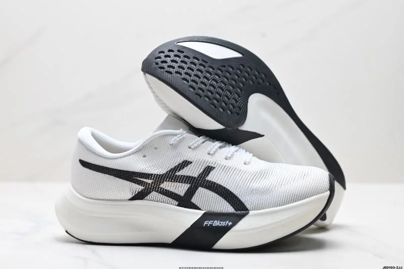 TimelessDesign Asics Shoes 3781